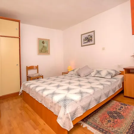 Marinero Apartman *